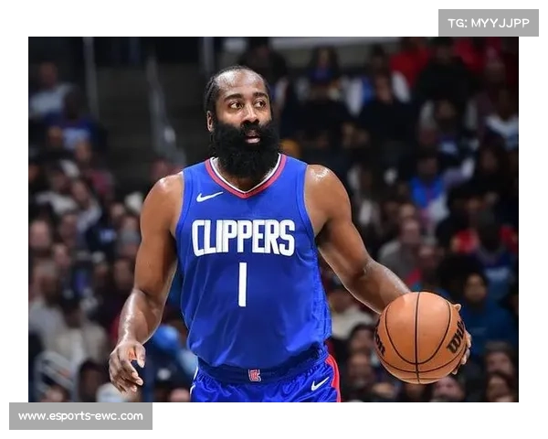 哈登第三节单节8助攻串联球队，快船一度追至仅差5分